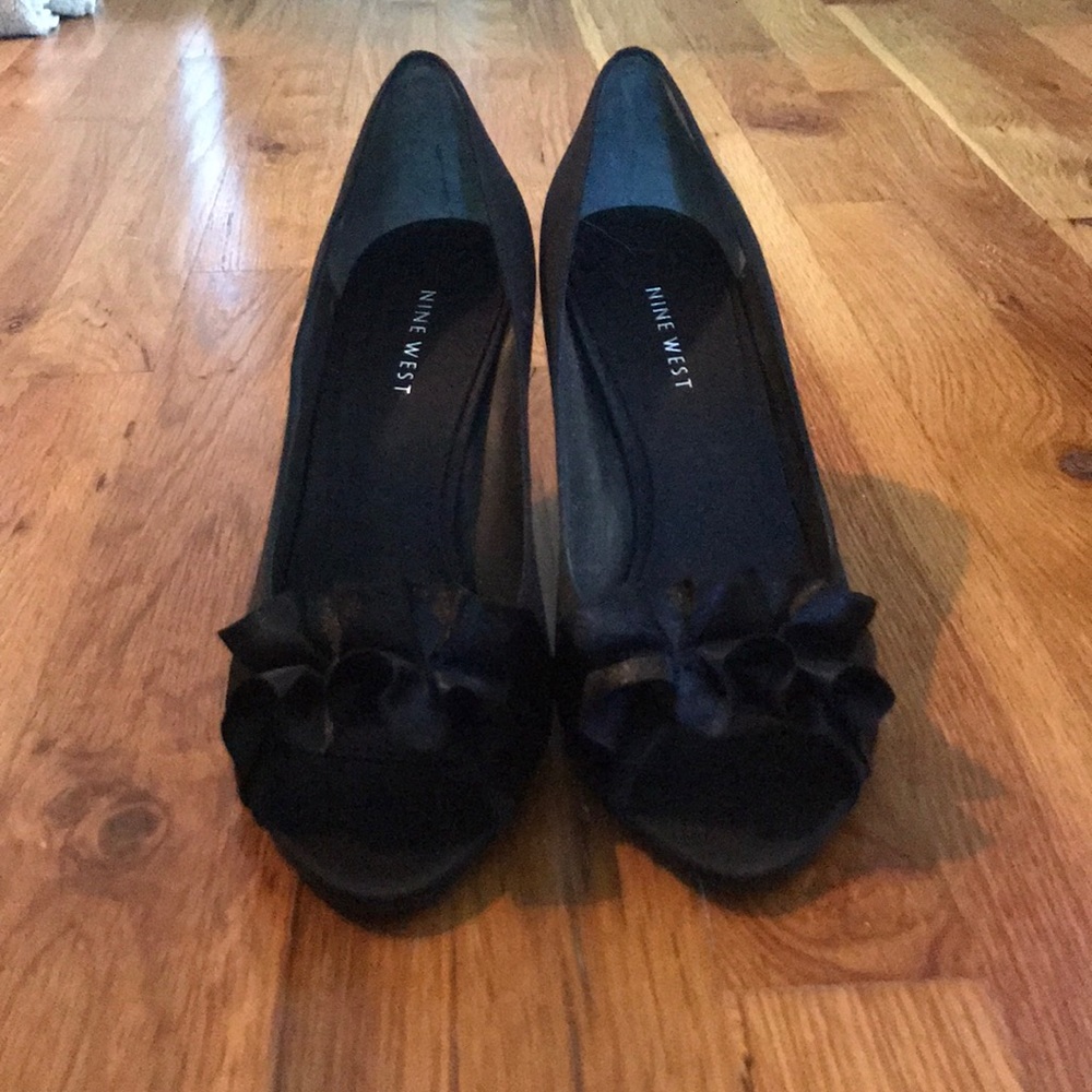 NIB Nine West Black Open Toe Heeled Shoe Sz 7 1/2 👠